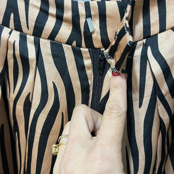 Fashion Nova Womens Brown Tiger Print Wide Leg Pants Small High Waist Pockets - Picture 6 of 15